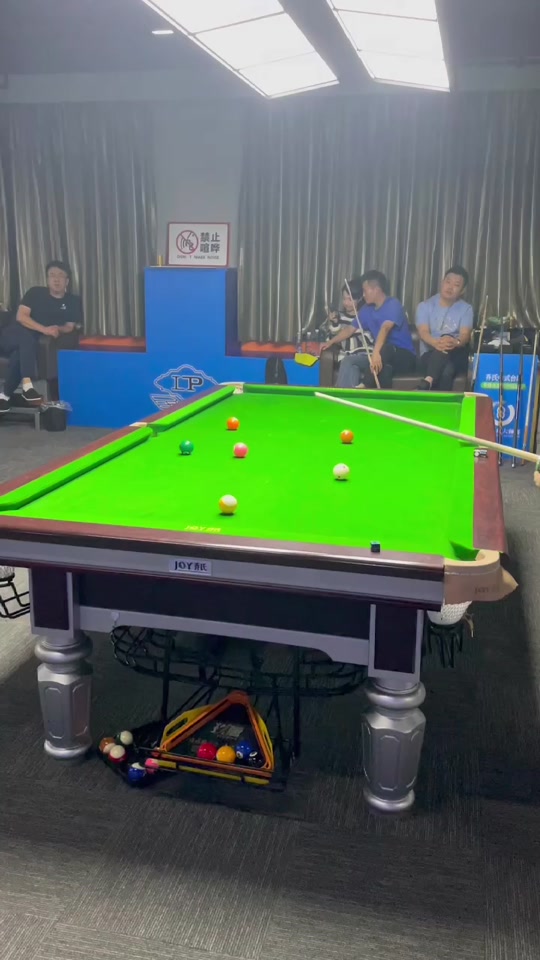 她不仅在硬 她不仅在硬