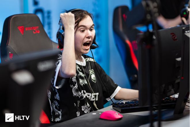 那么沙特的 那么沙特的